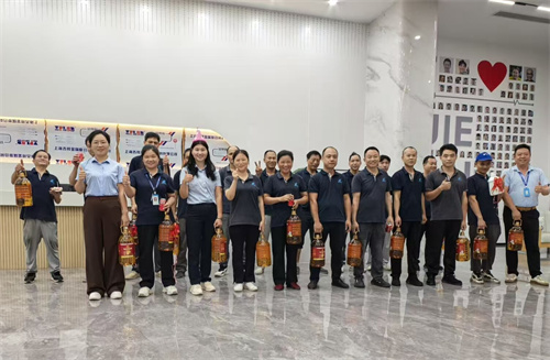 暖心生日会，让每个日子都闪光  极悦9-10月员工生日会温情回顾！